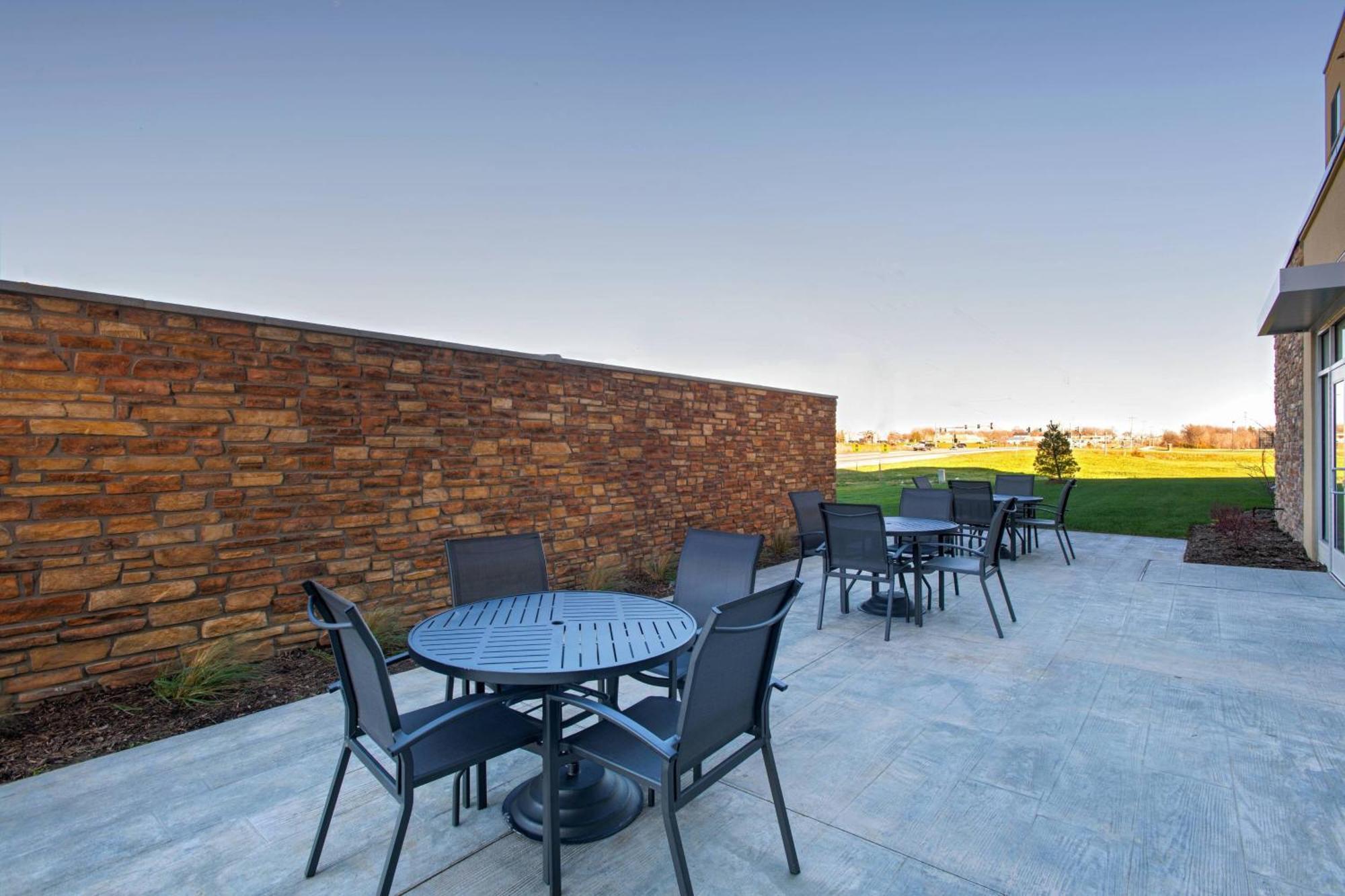 Fairfield Inn & Suites By Marriott Oskaloosa Extérieur photo