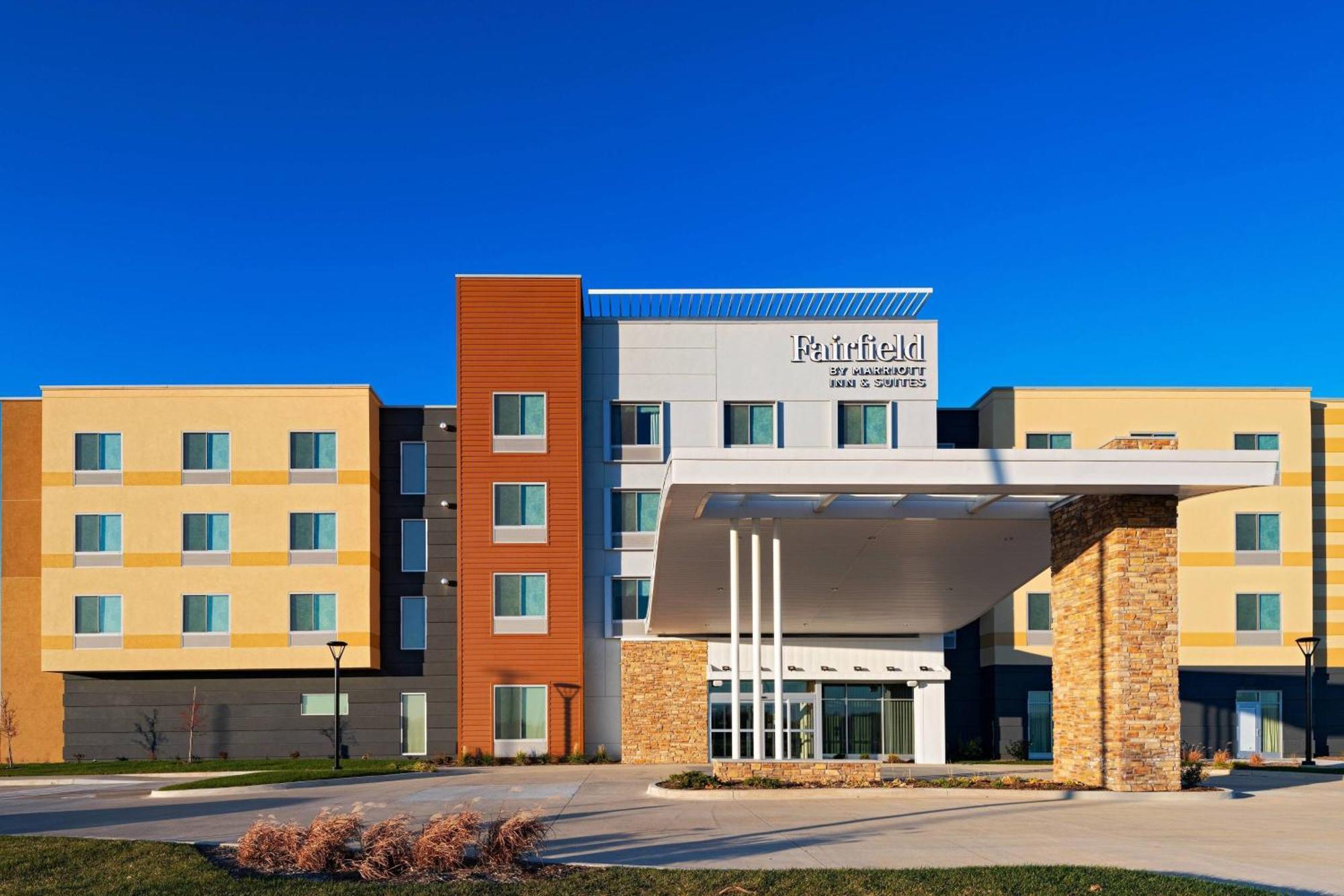 Fairfield Inn & Suites By Marriott Oskaloosa Extérieur photo