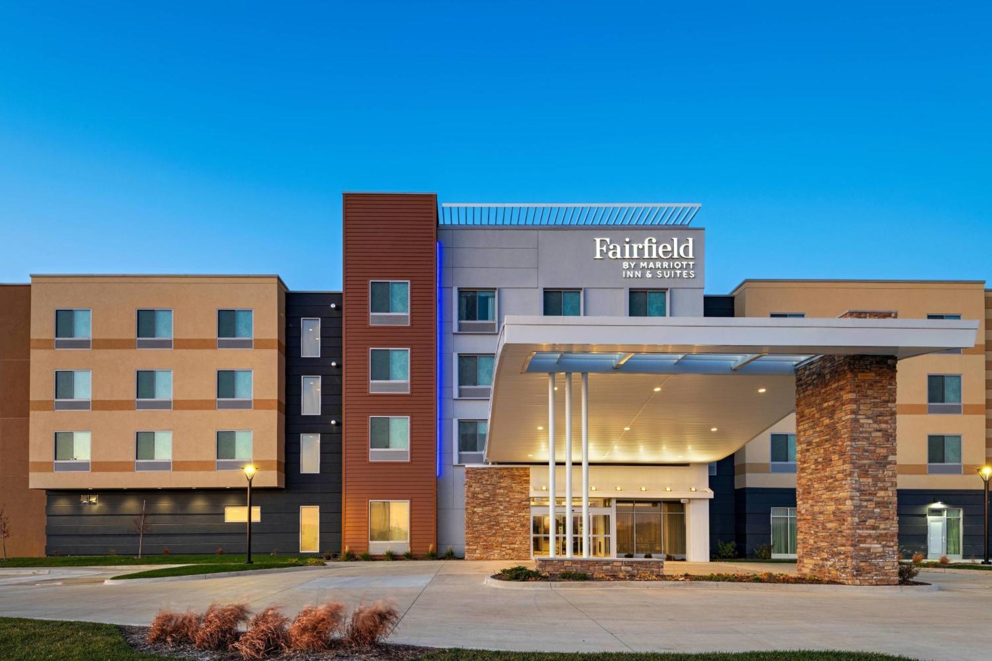 Fairfield Inn & Suites By Marriott Oskaloosa Extérieur photo